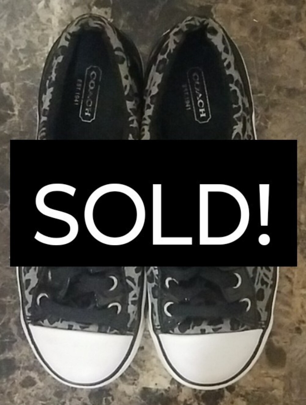 🌹Coach lace up sneakers size 6B
